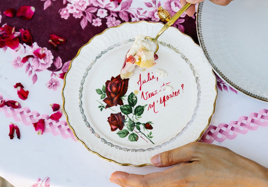 💍 Comment créer l'effet de surprise pour une demande en mariage originale et romantique pendant un repas ?